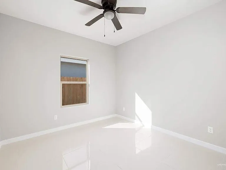 201 W Saint Helena Ave #2 — Photo 9