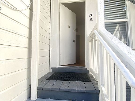 2nd image of 26B Glover St