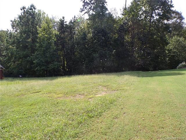 2nd image of 4105 Hanks Creek Ln