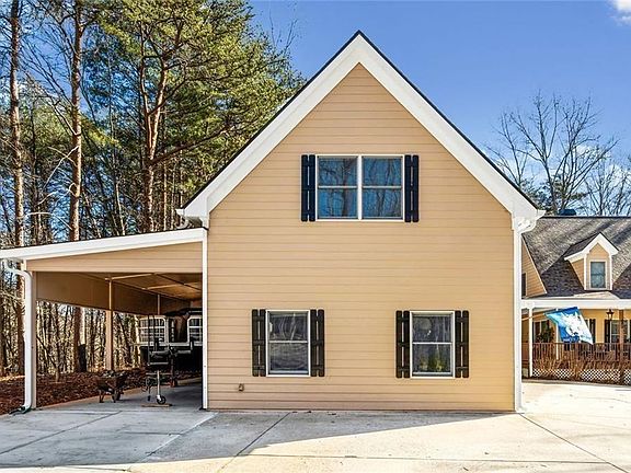 3rd image of 4640 Chestatee Pointe Rd