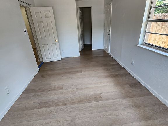 2nd image of 513 Katherine Ave