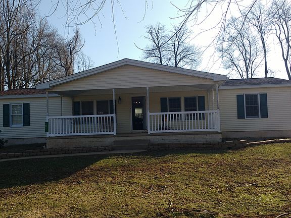 2nd image of 100 Cazillo Ln
