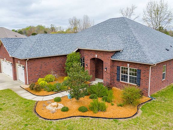 3rd image of 248 Talmadge Farm Dr