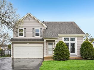 4425 Castlebar Ln, Hanover Park, IL 60133