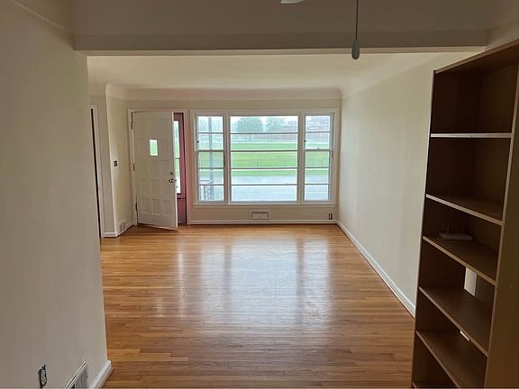3rd image of 510 W Stadium Blvd #510