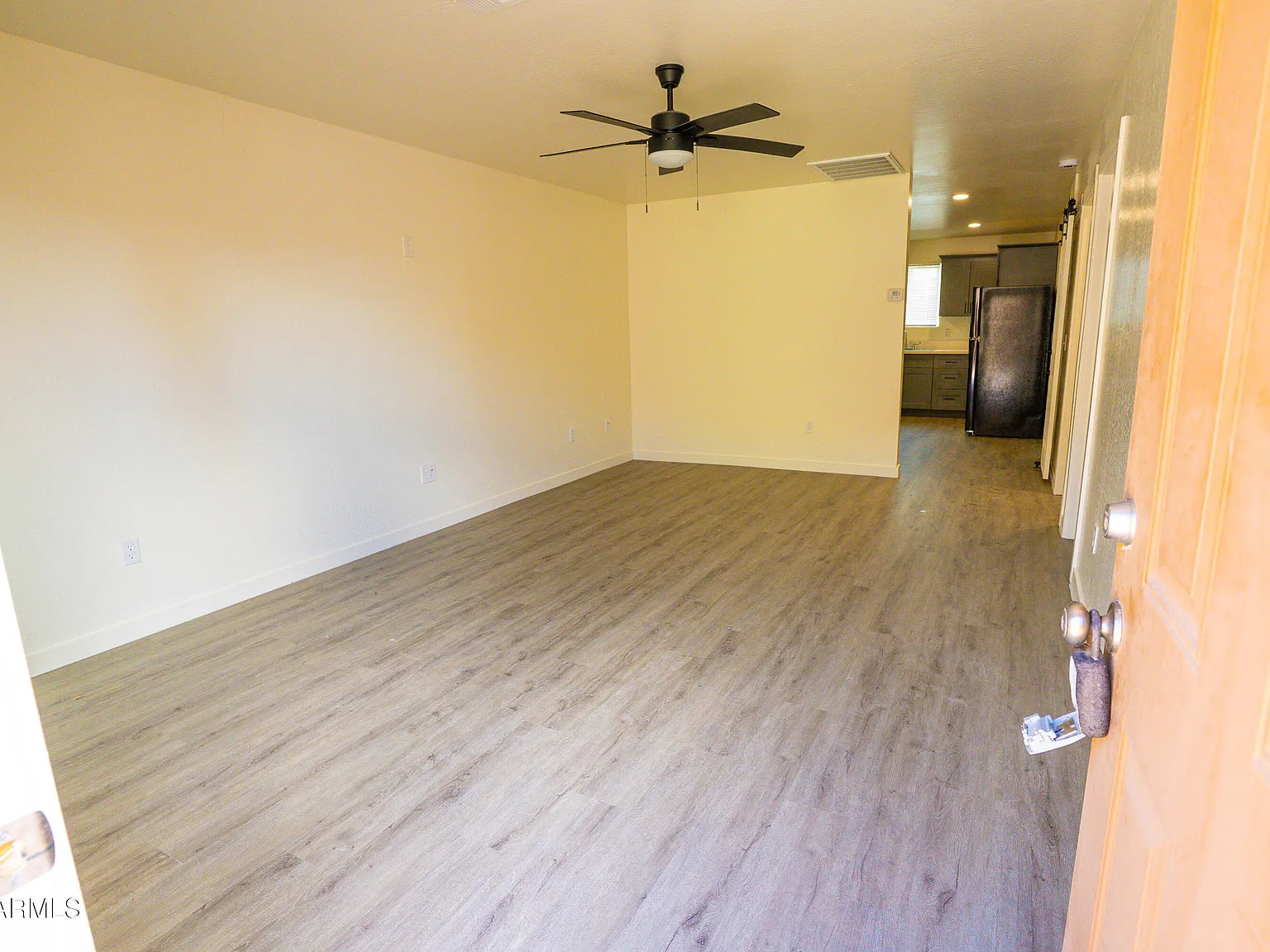 2 bed, 1.0 bath, 900 sqft, $1,000 — Photo 4