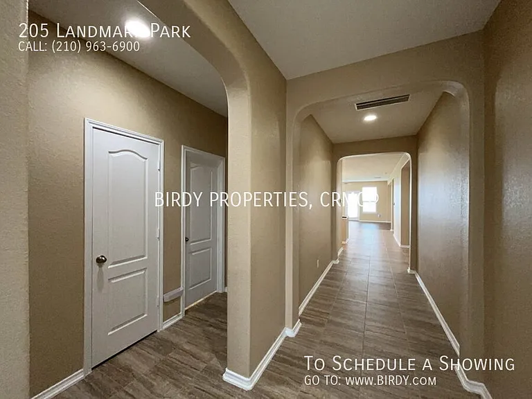205 Landmark Park — Photo 9