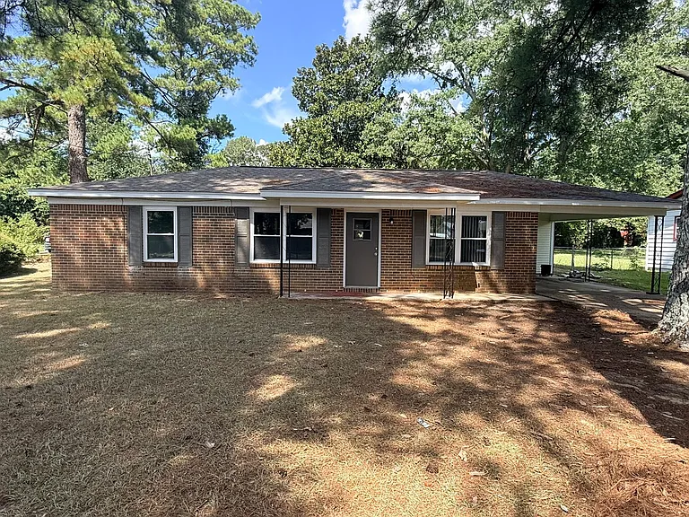 3642 Glen Ln — Photo 1