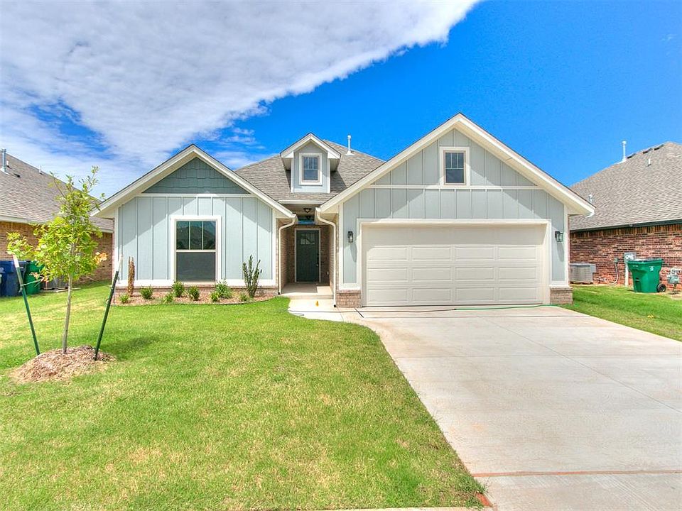 1st image of 13817 Village Cv