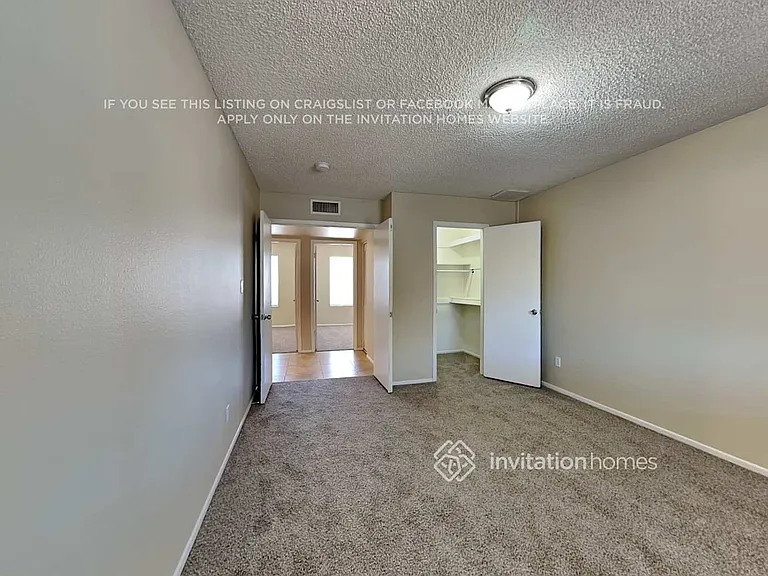 2343 W Portobello Ave — Photo 9