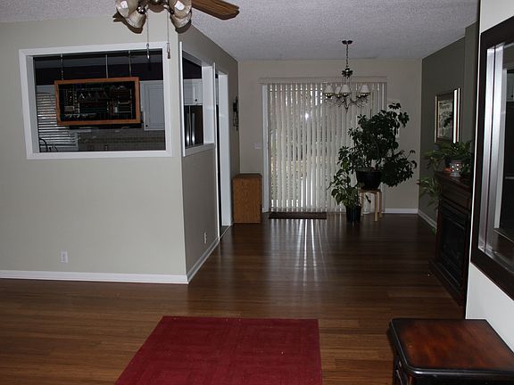 5th image of 2053 Marc St