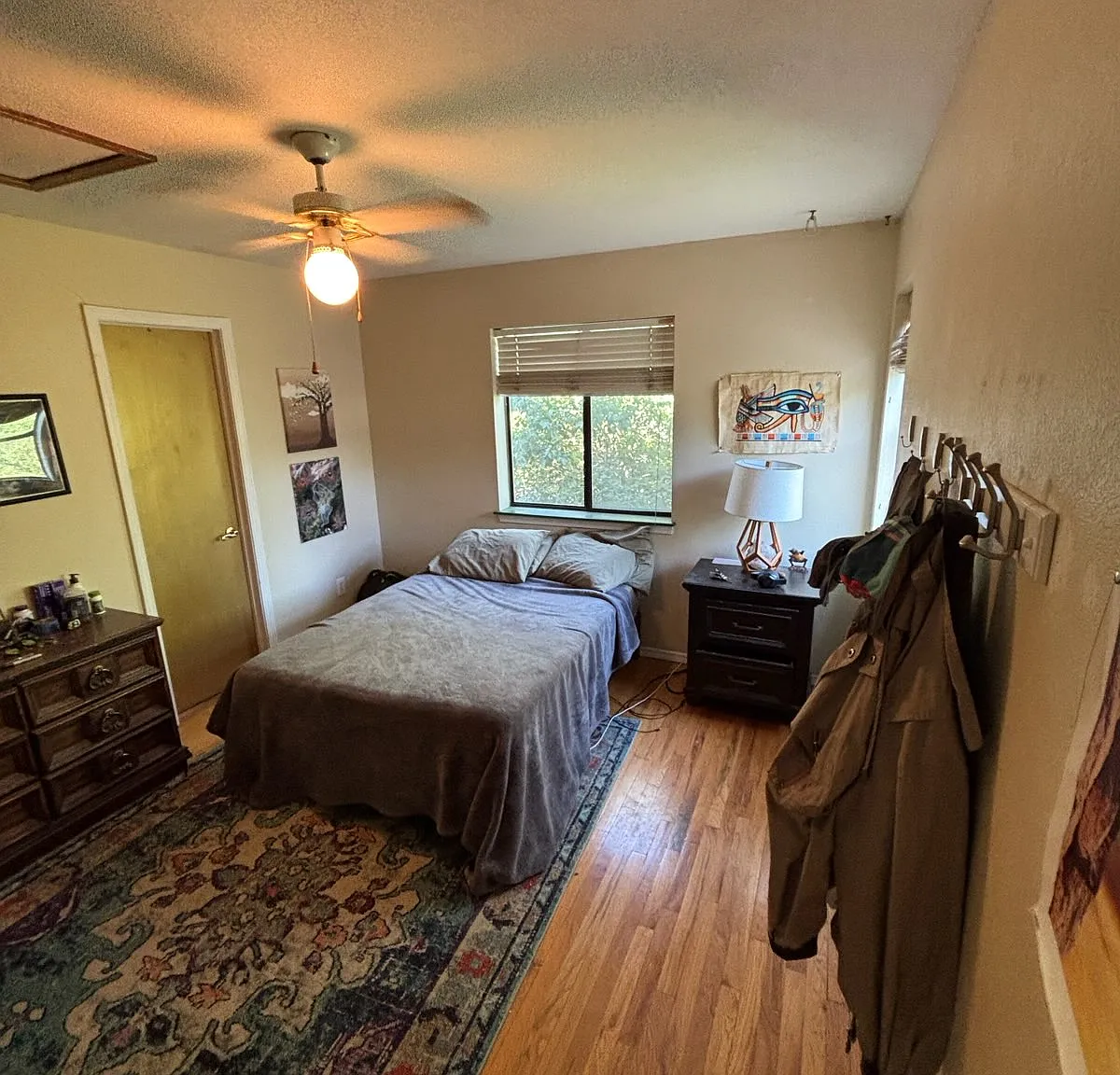 4 bed, $1,050 — Photo 4