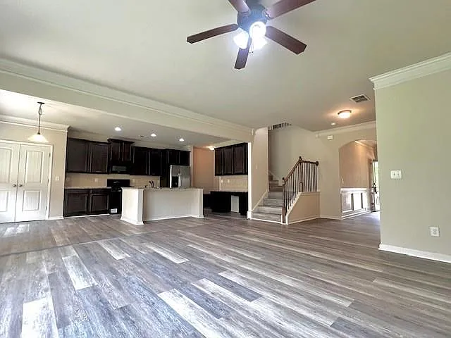314 Reynoldston Way — Photo 5