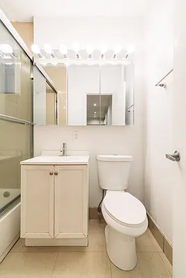 Rented by Sky Management | media 29