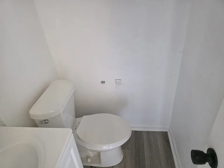4206 Lake Rd #A — Photo 5