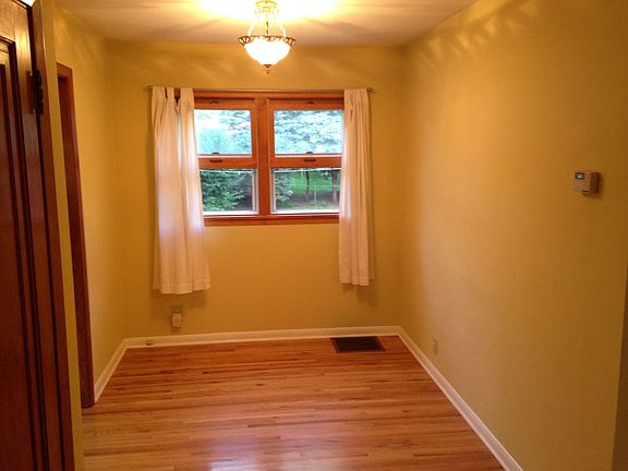 Main level - Dining Room Pic 2