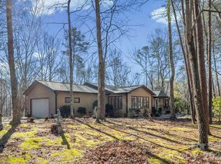 423 Mountain View Dr, Columbus, NC 28722