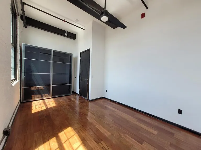 111 Summer St #3L — Photo 6