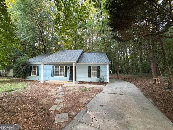 122 Oriole Dr, Jonesboro, GA 30238