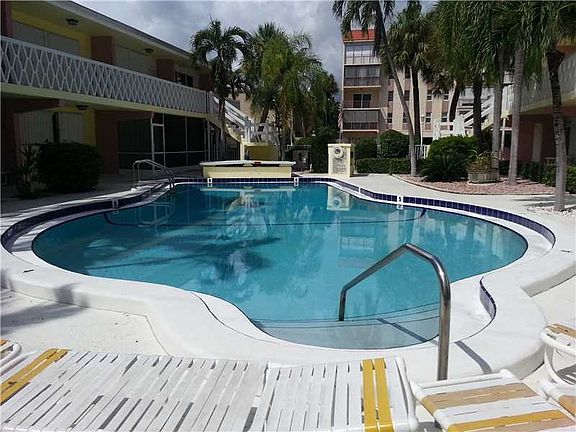 2nd image of 4630 Poinciana St APT 1B