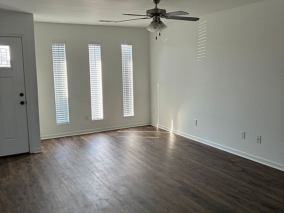 2nd image of 325 Eagle Edge