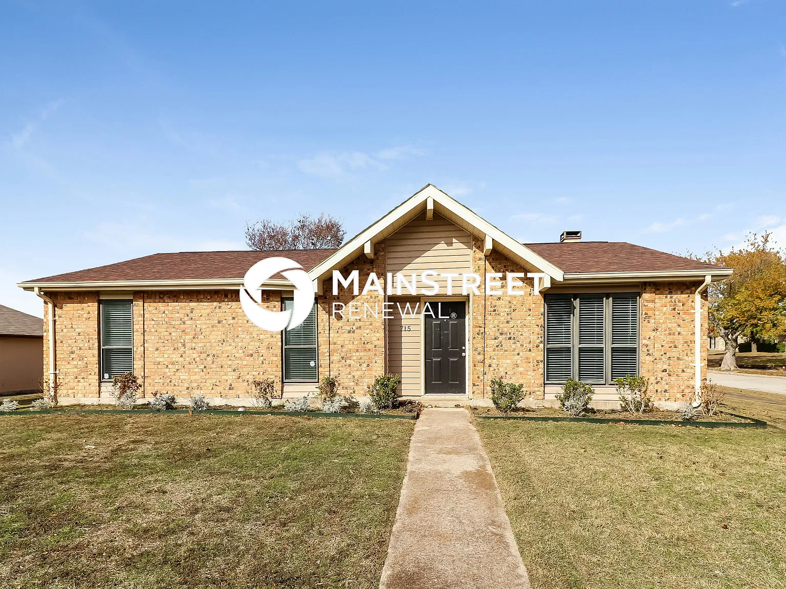 715 Timber Trail — Photo 1