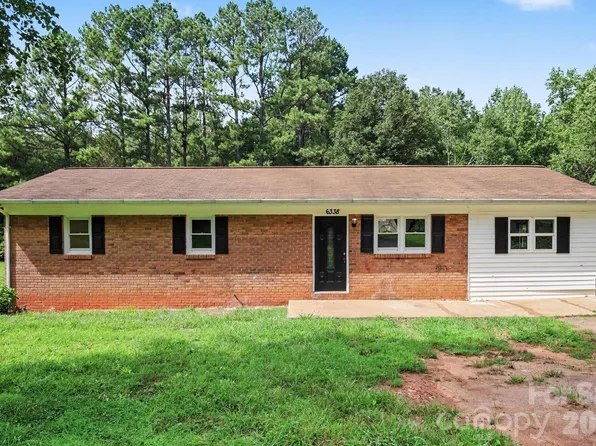 6338 Fairlane St, Hickory, NC 28602