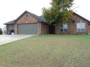 901 Springfield Court St, Durant, OK 74701