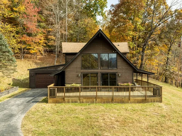 1594 Hurst Rd, Shawsville, VA 24162