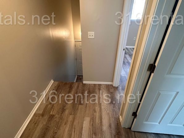 4606 W Maple St APT 203