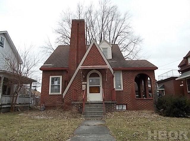 1st image of 331 N Washington St
