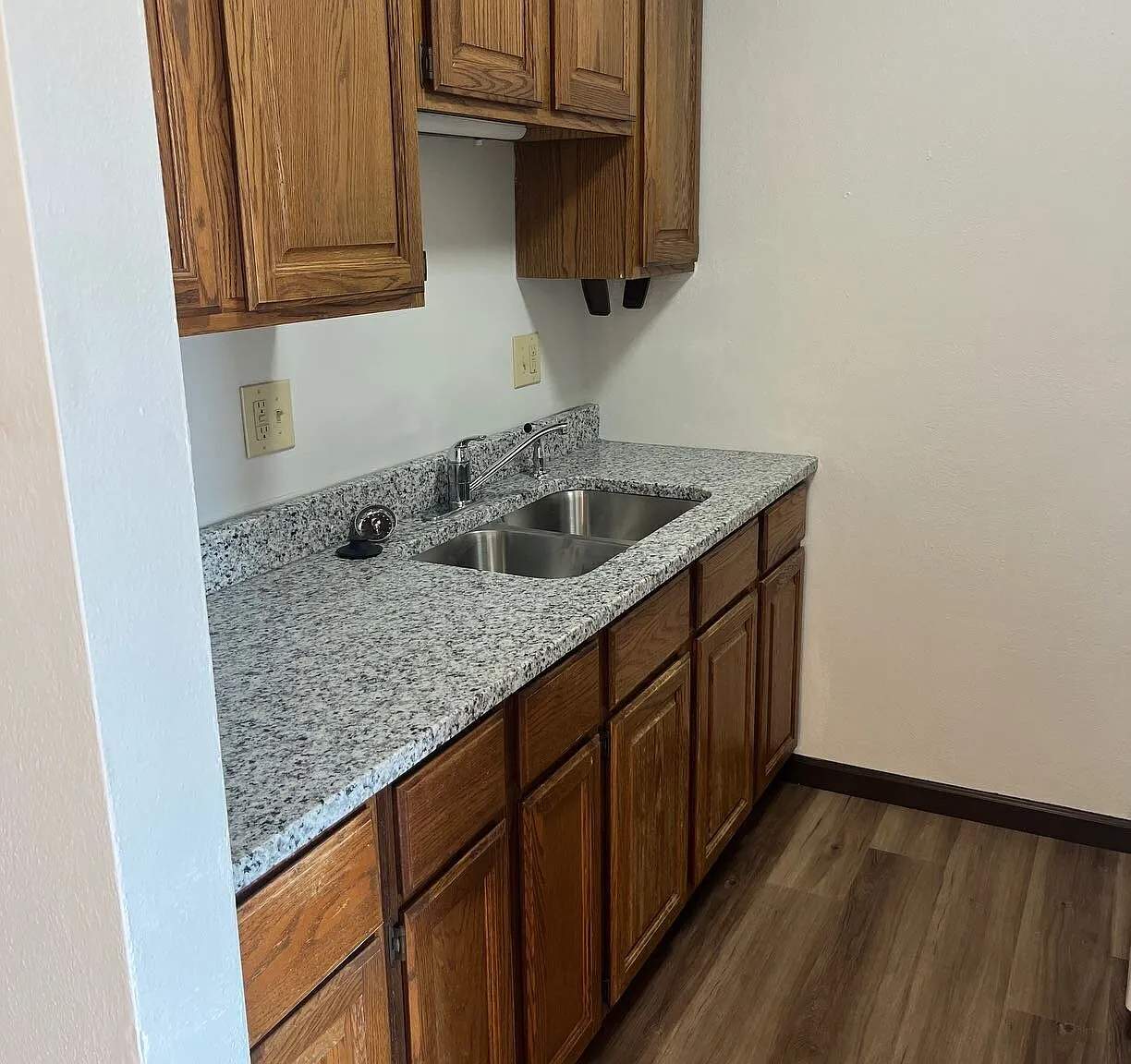 Bouse Apartment Homes — Photo 3