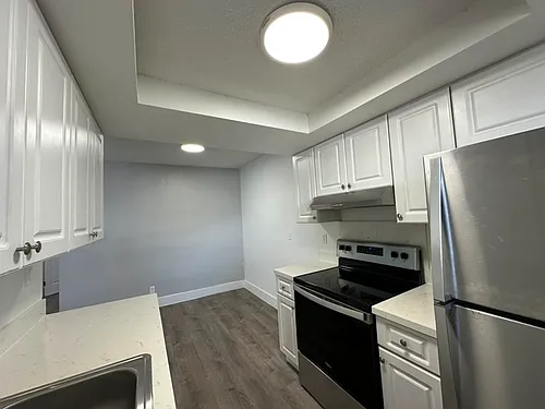 3660 NE 11th Ave #4 Photo 1