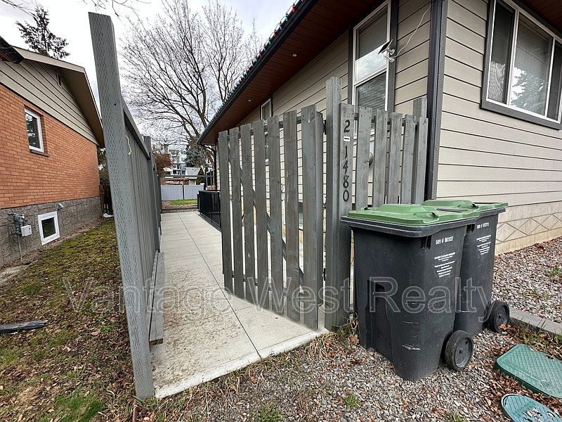 1st image of 1480 Flemish St #2