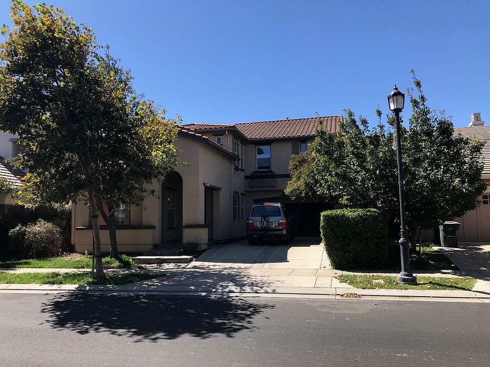 1st image of 468 W Heritage Dr