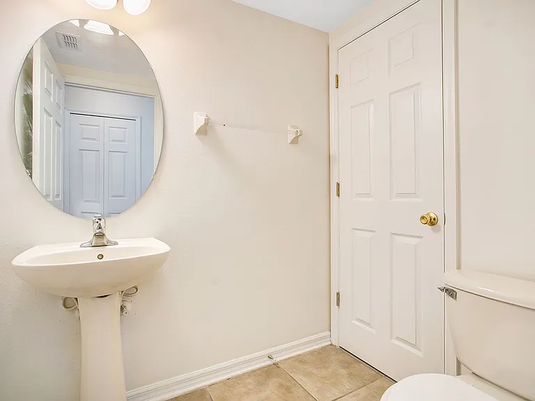 2401 Harleyford Pl — Photo 12