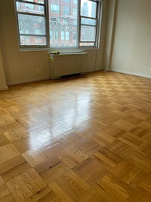Rented by Manhattan Flats | media 5