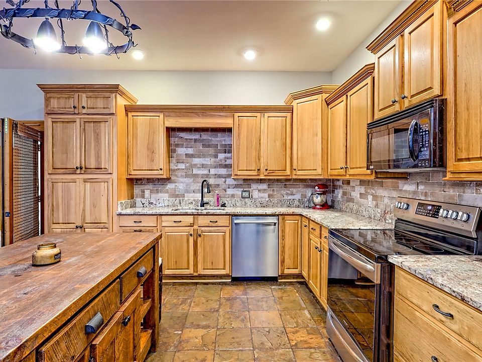 10th image of 225 Whetstone Mountain Rd