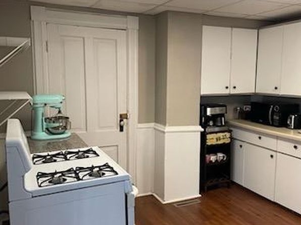 1915 Bennett St APT 1, Dubuque, IA 52001