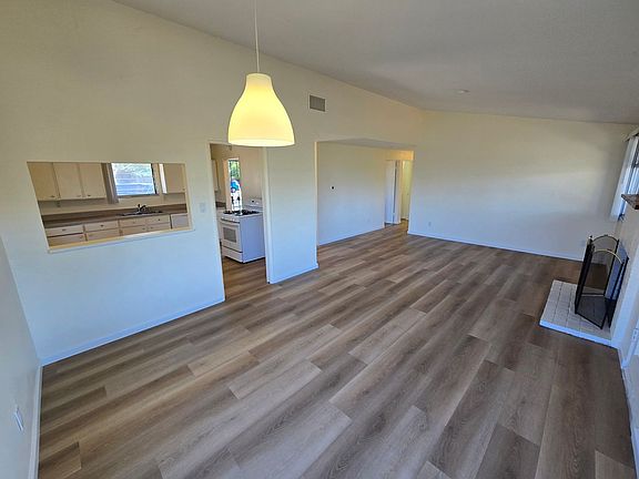 5th image of 8930 Pinecrest Ave