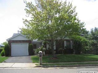 29 Oriel Way, Marlboro, NJ 07746