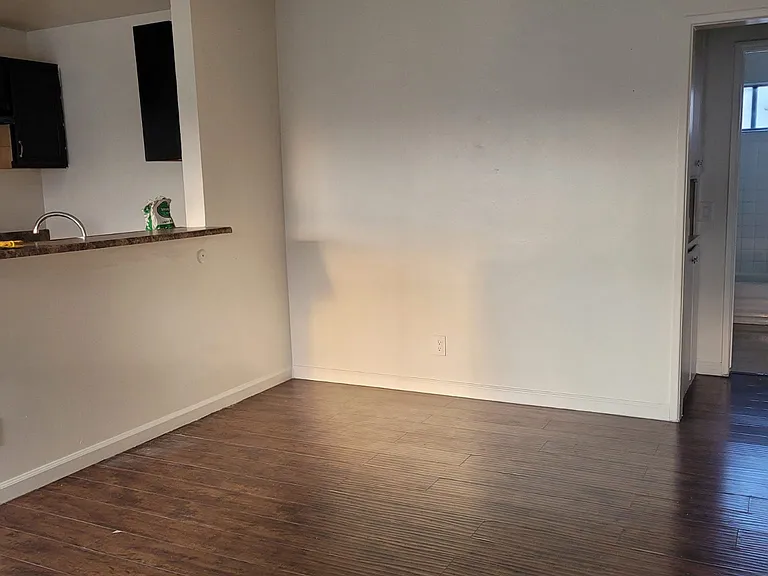1465 W 25th St #5A — Photo 6