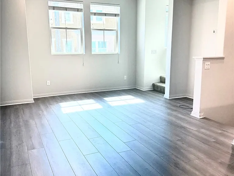 14121 W Oak Ln — Photo 7
