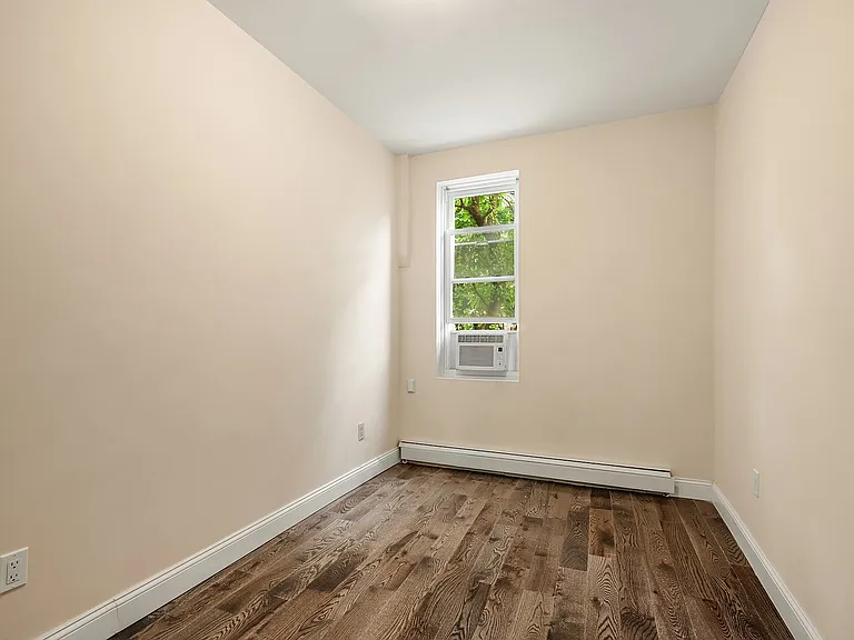 485 Bainbridge St #1 — Photo 11