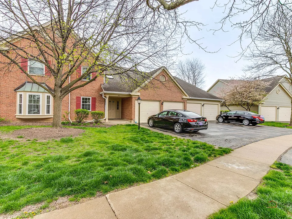 311 Glasgow Ln #Z2