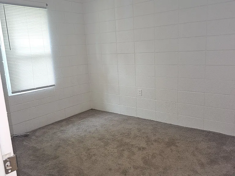 429A Squirrel St — Photo 5