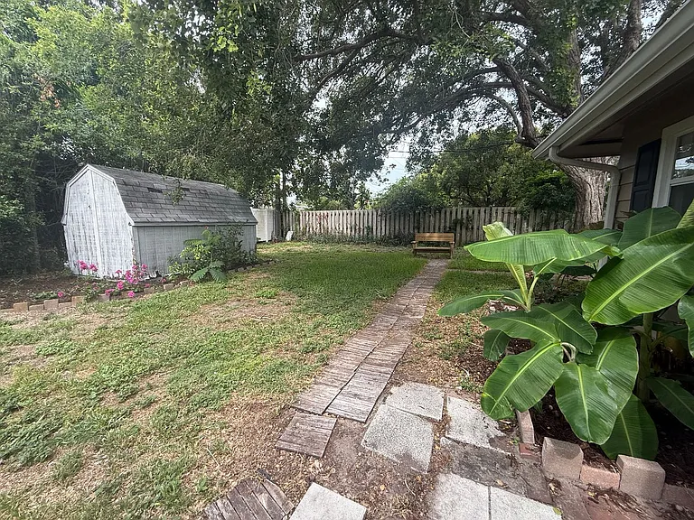 2588 Colorado St — Photo 27