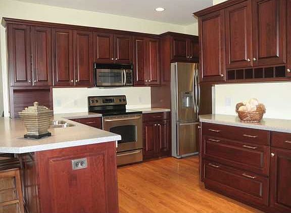 5th image of 12 Hyacinth Ln