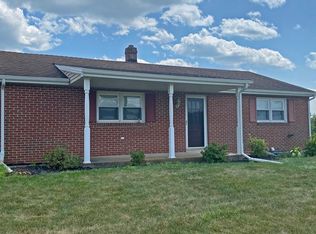 3760 Schoolhouse Rd, Dover, PA 17315