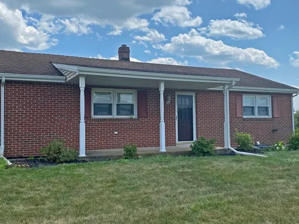 3760 Schoolhouse Rd, Dover, PA 17315